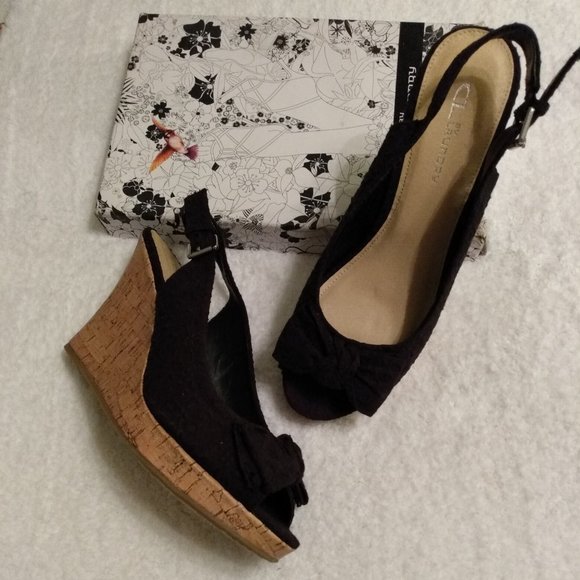 Chinese Laundry Imagined Eye Wedge with Free Gift! - Picture 2 of 9